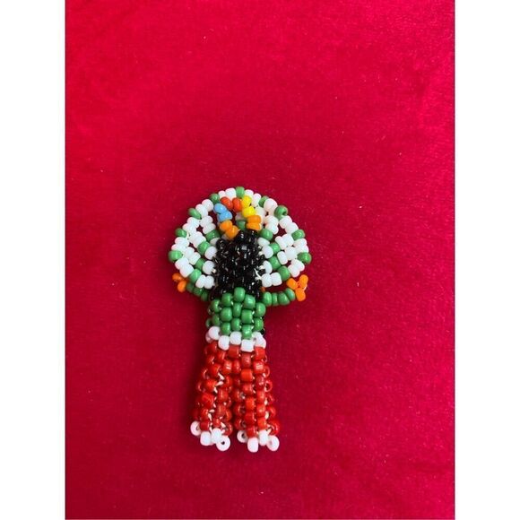 Native American Indian Tribal Beaded Doll Charm Pendant Necklace - Picture 4 of 7